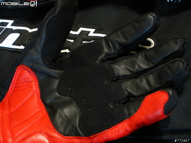 [分享+開箱]敗家的源頭…ALPINESTARS