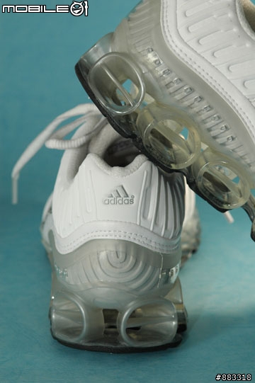 [開箱] adidas Megabounce+ 2008 W不只慢跑 旅行也該穿來減壓