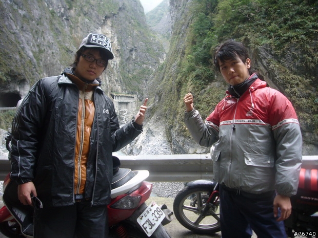 兩個男孩的『10天9夜の環島之旅！』小鵝&小K(新增"環島外傳之合歡山看雪"!!)