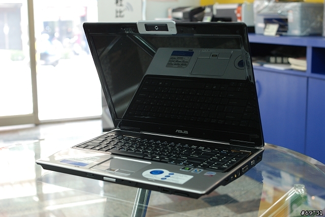 [分享]ASUS M51 Sn(黑金)-SantaRosa refresh 即將引爆