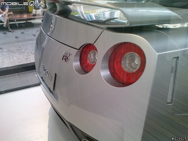 [封箱文]可遠觀而不可褻玩沉睡的東瀛戰神GT-R 35(圖多)!!