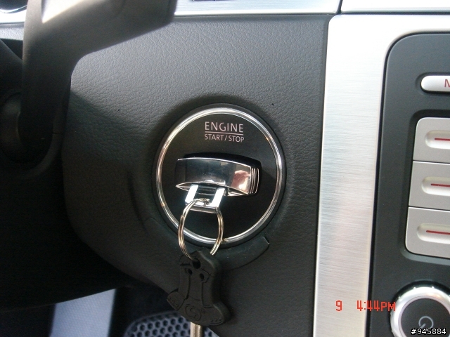 遲來的開箱文 Passat 2.0T FSI