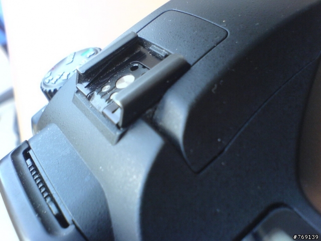 k10D 倾斜维修 血泪史 奉劝大家还是算了  小弟大陆的。。。哭诉一下。