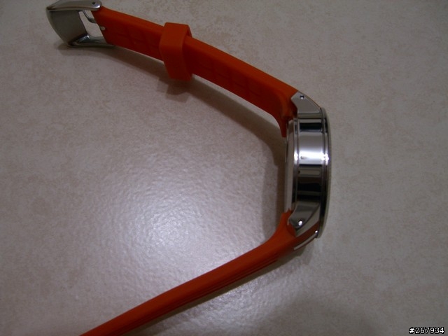 swatch 逆跳錶開盒照-休閒運動風