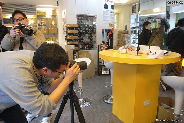 [簡單開箱-Sara's DSLR] D60+A16N II 新增測試照