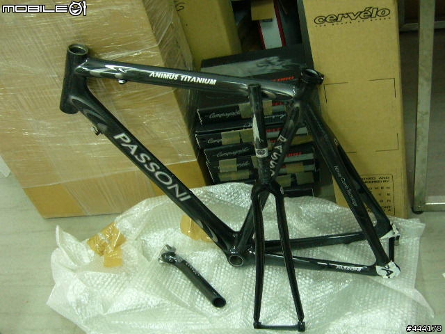 [分享]義大利巨蟒....PASSONI ANIMUS TITANIUM..車子終於組好囉...