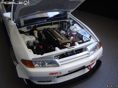 分享國外金屬車模改裝~NISSAN SKYLINE GTR R32 暴改版