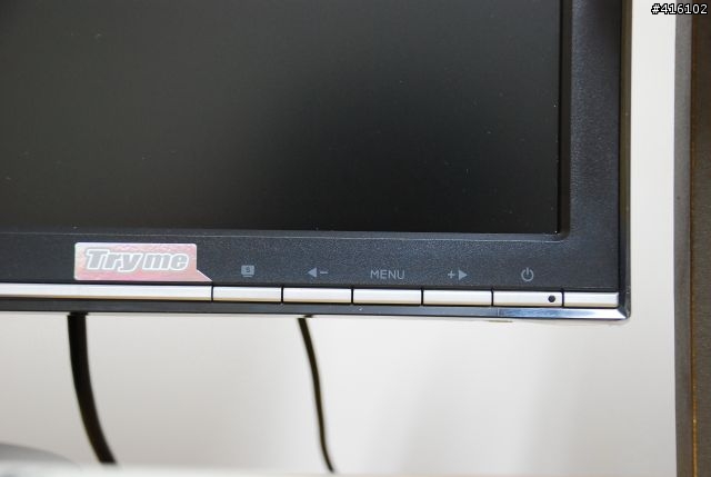 [開箱分享] ASUS VW222U 開箱處女秀(添加優缺點及缺點改善)!!!