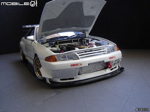 分享國外金屬車模改裝~NISSAN SKYLINE GTR R32 暴改版