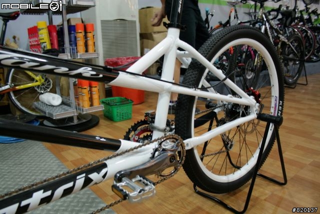 [分享]MATRIX-TANK-MTB-TANDEM協力車開完箱後之文需要70張小朋友喔!!