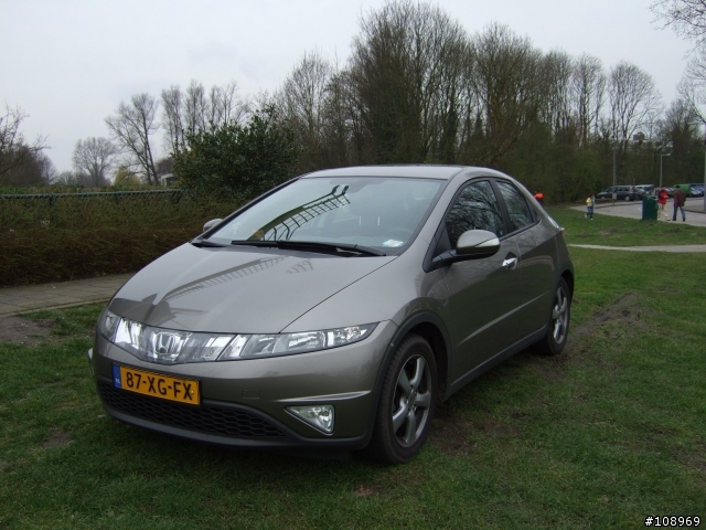 CIVIC 8 HB
