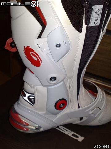 [開箱分享] 08 SiDI Vertigo Corsa車靴