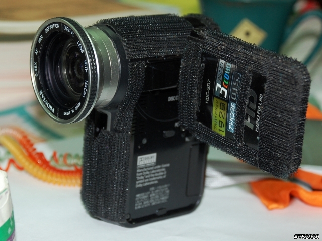[芭樂分享] D300 最新改款 D300-SD7 及 眾家兄弟 [圖多]