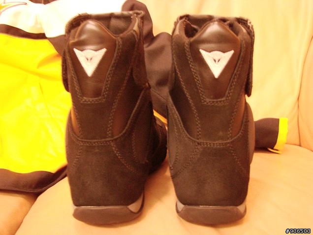 [分享] Alpinestars四季防摔衣&Dainese休閒靴
