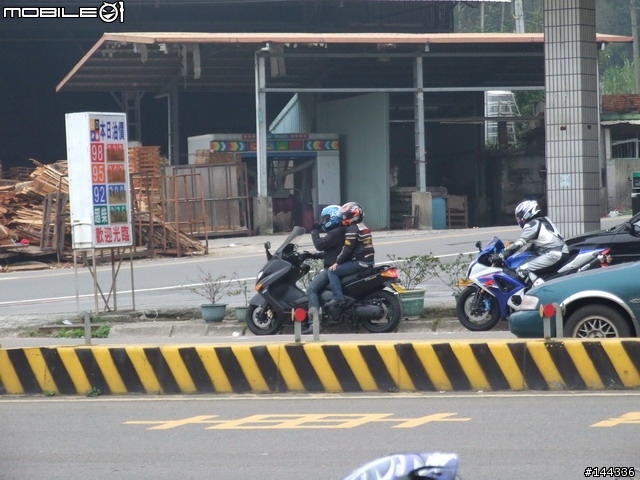 3/9台3線關西加油站看到的重機~~