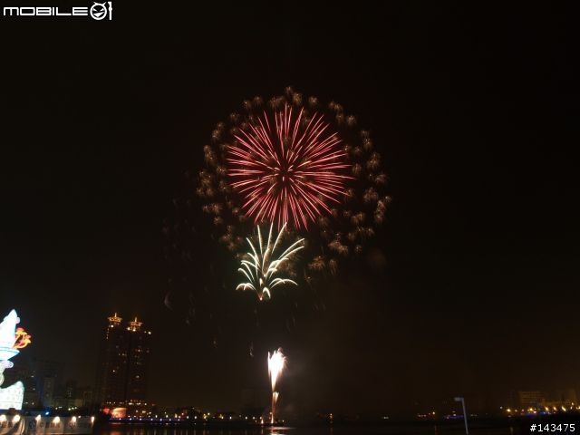各位O家的大大～～大家好喔～～希望大家用各地區的燈會煙火來蓋大樓