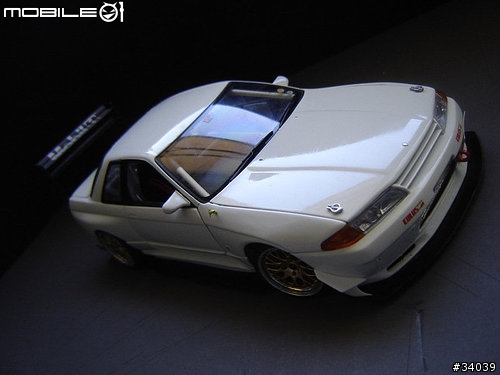 分享國外金屬車模改裝~NISSAN SKYLINE GTR R32 暴改版