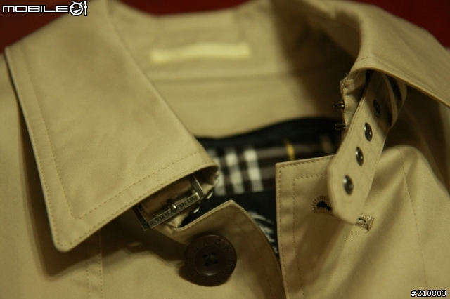 [分享]風衣的代名詞 BURBERRY Black Label