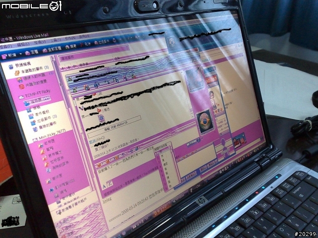 有哪位大大的HP DV2514TX遇過這樣的狀況 ?
