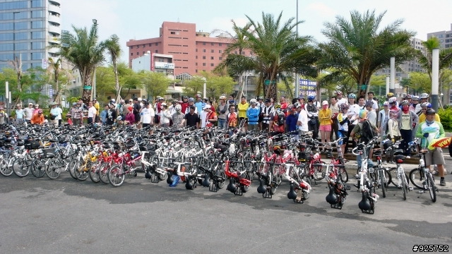 【高雄小徑車團】03/23 百輛小徑會師活動順利成功!!