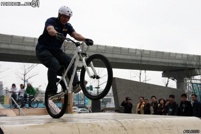 無法參加2008年自行車展的同好請進~車展照片約400多張(圖爆多)