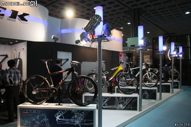 無法參加2008年自行車展的同好請進~車展照片約400多張(圖爆多)