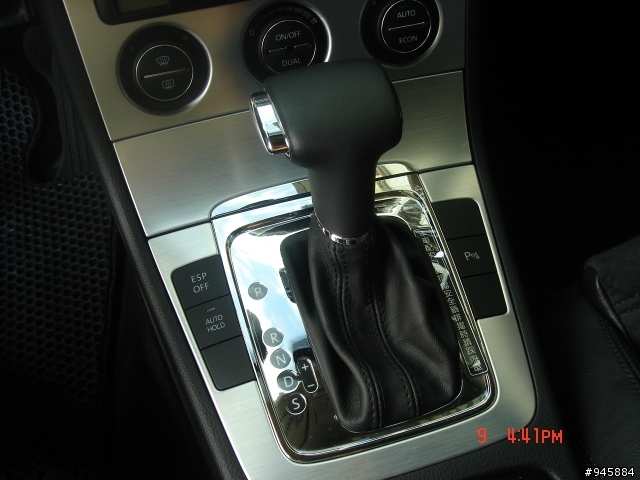遲來的開箱文 Passat 2.0T FSI