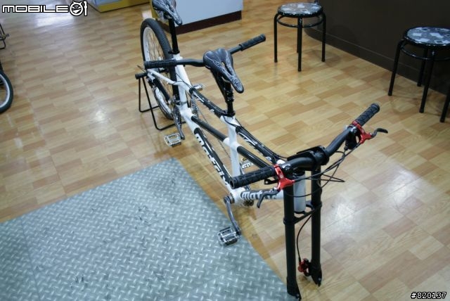 [分享]MATRIX-TANK-MTB-TANDEM協力車開完箱後之文需要70張小朋友喔!!