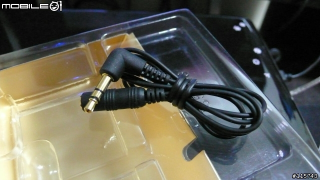 [分享]Victor.JVC HP-FX500 木之振動板~原木耳道式耳機~更新圖片