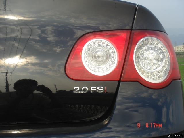 遲來的開箱文 Passat 2.0T FSI