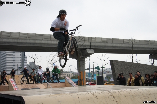 無法參加2008年自行車展的同好請進~車展照片約400多張(圖爆多)