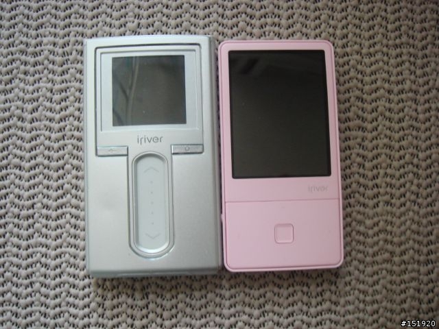 我的iriver H10 6GB終於退休了..E100 Pink 8GB入手!!