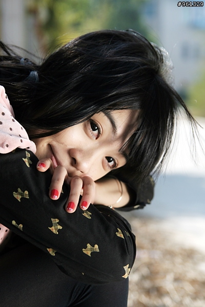 新豬肉報道，送上幾張A16拍的女王