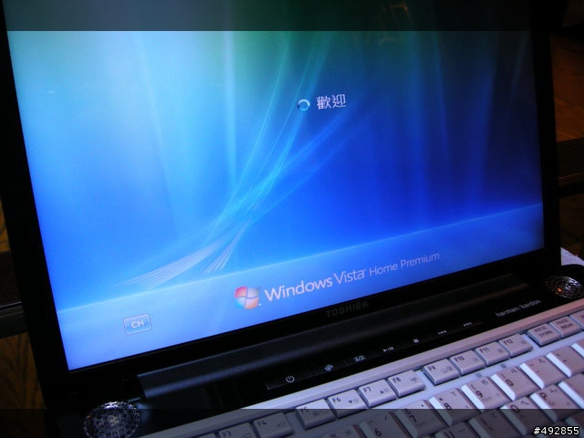 極致的鏡面 Toshiba M200