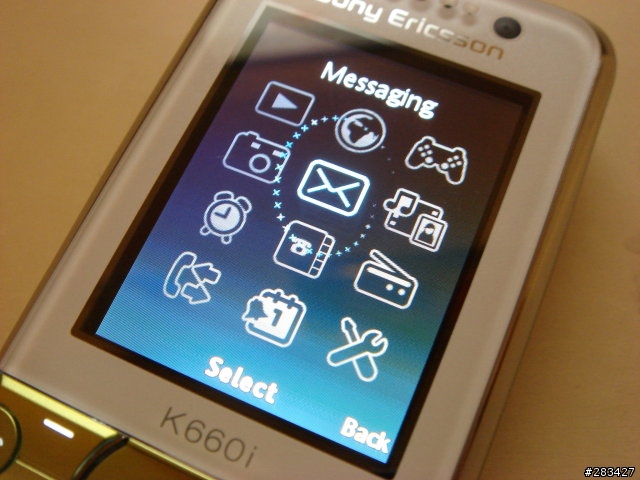 Sony Ericsson K660i 白綠色簡易開箱