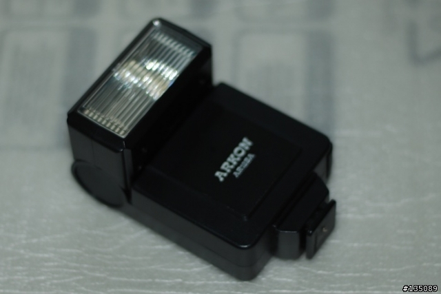 「Minolta X-300」&「ARKON AR18BA」閃光燈