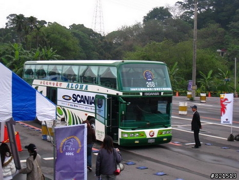 (超不專業試駕) 大隻版的SAAB --- SCANIA 駕駛競賽  (補圖完畢)