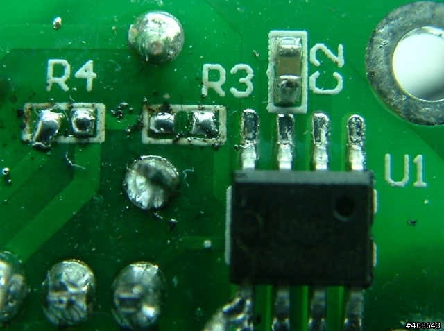 [分享]車用USB充電座及HTC車充解剖