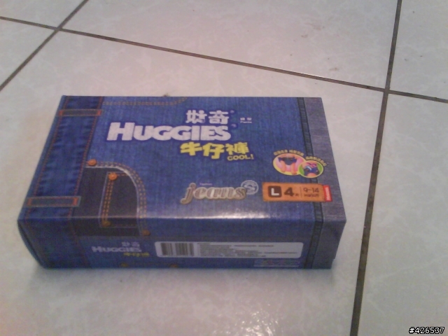 [分享開箱文]HUGGIES 牛仔褲尿布