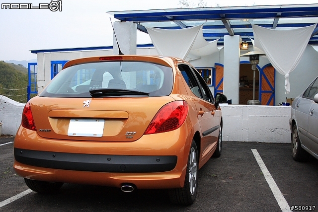 [分享] 時尚與實用兼顧的 Peugeot 207 HDi