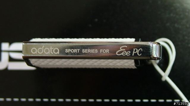 跟EeePC 很搭的隨身碟- Adata Sport Series For EeePC