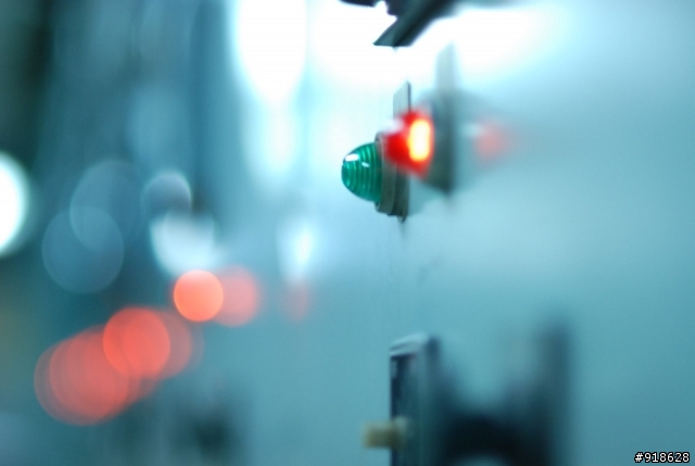 D80+85mm-1.8開箱照  D80公司貨價錢降了耶！
