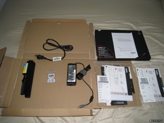 [開箱] ThinkPad R61i 24V