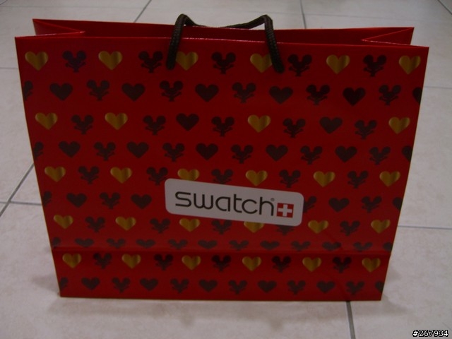 swatch 逆跳錶開盒照-休閒運動風