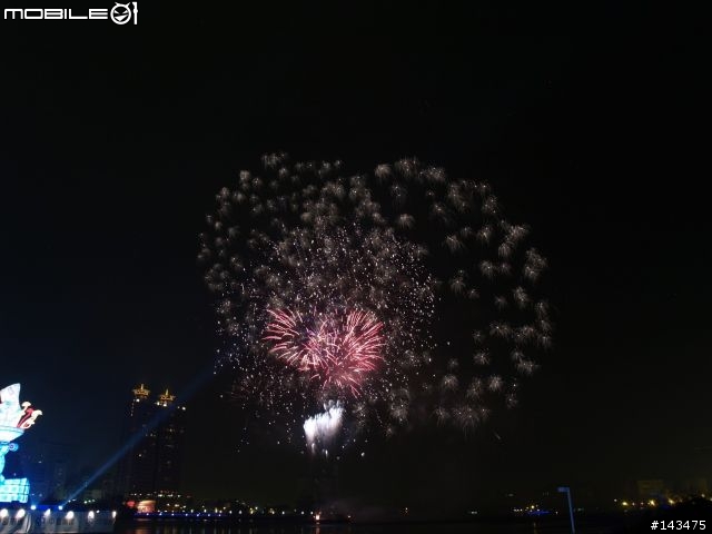 各位O家的大大～～大家好喔～～希望大家用各地區的燈會煙火來蓋大樓