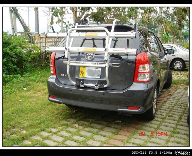【疑問】請問這個車牌代表什麼意思= =?