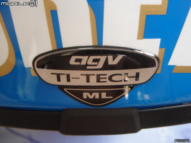 [分享]給女友最好的-AGV TI-TECH IL LAUREATO博士帽(4/28更新)