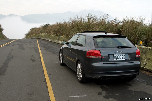 Audi S3 quattro