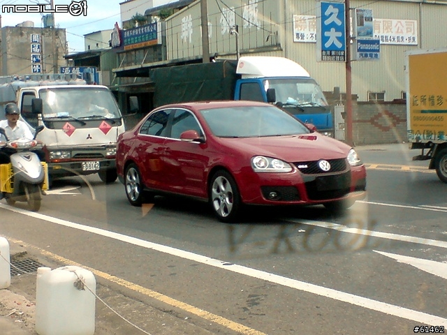 [有圖有真相]狗夫 MK5 GTI 四門版