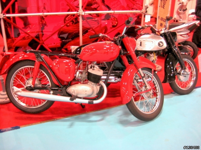 [分享]2008世貿機車展!!(小心~近百張圖)